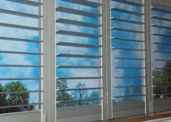 Roller Shutters With Adjustable Slats.